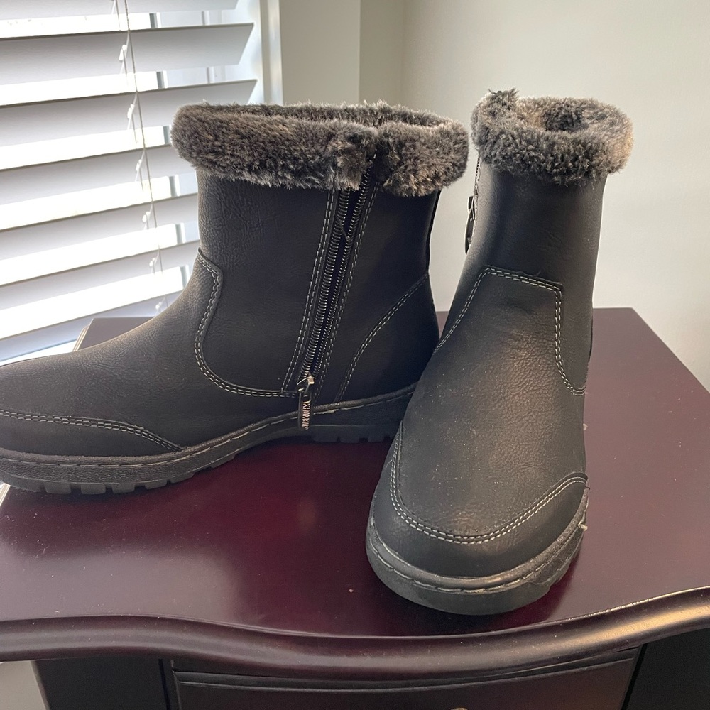 Boot ankle